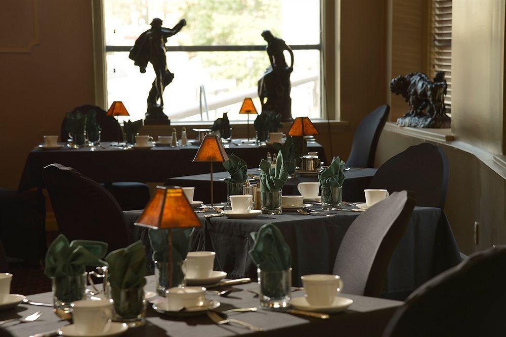 קיטצ'נר The Walper Hotel, Part Of Jdv By Hyatt מראה חיצוני תמונה